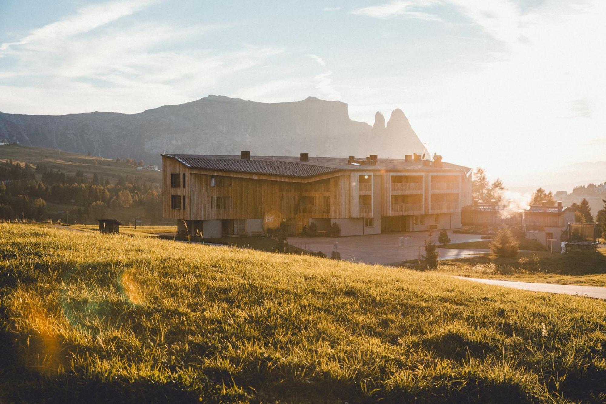 Icaro Hotel Seiser Alm Exteriör bild